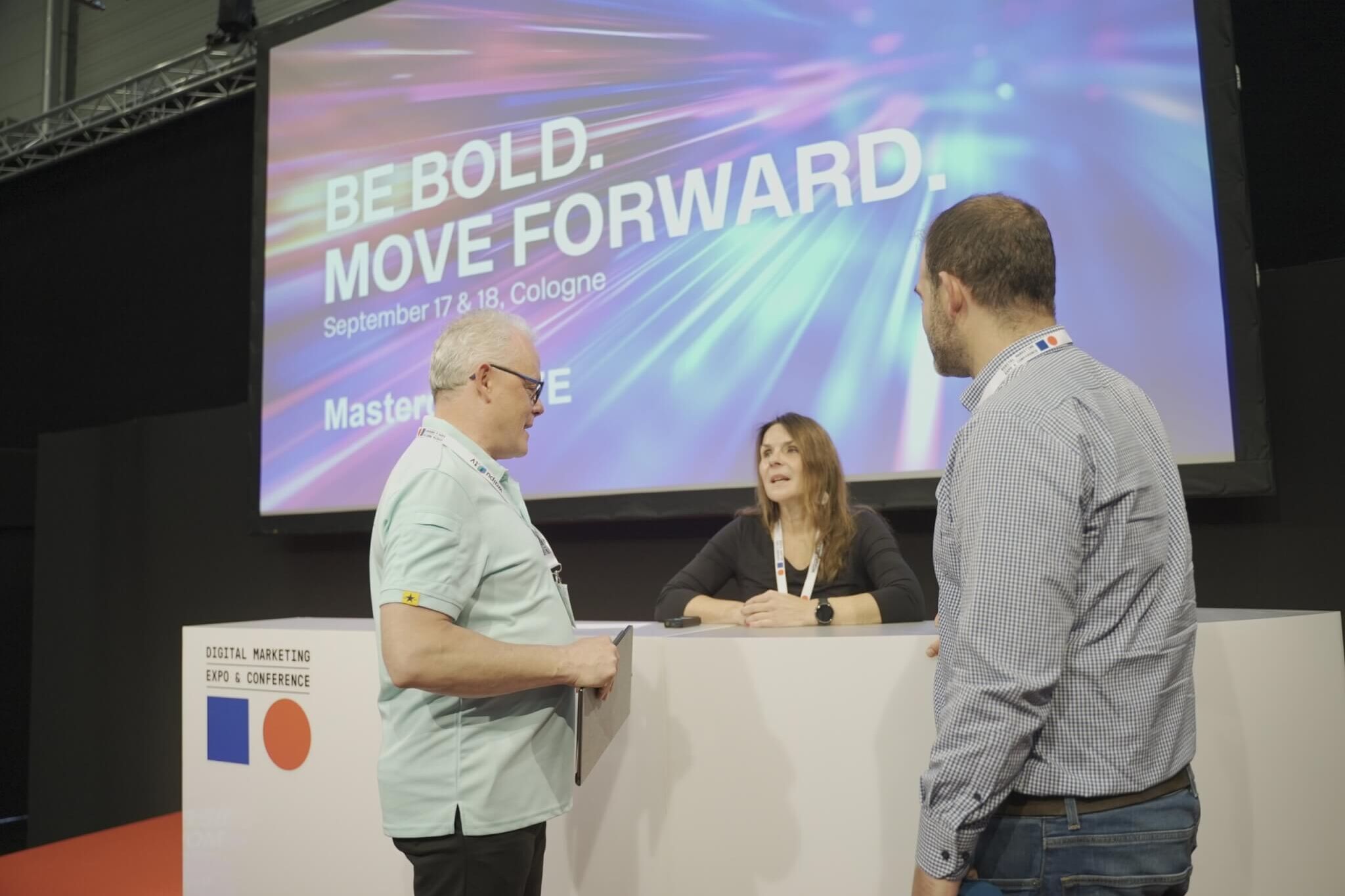 Networking bei dem Scompler Vortrag auf der DMEXCO in Köln, der internationalen Marketing- und Techmesse.